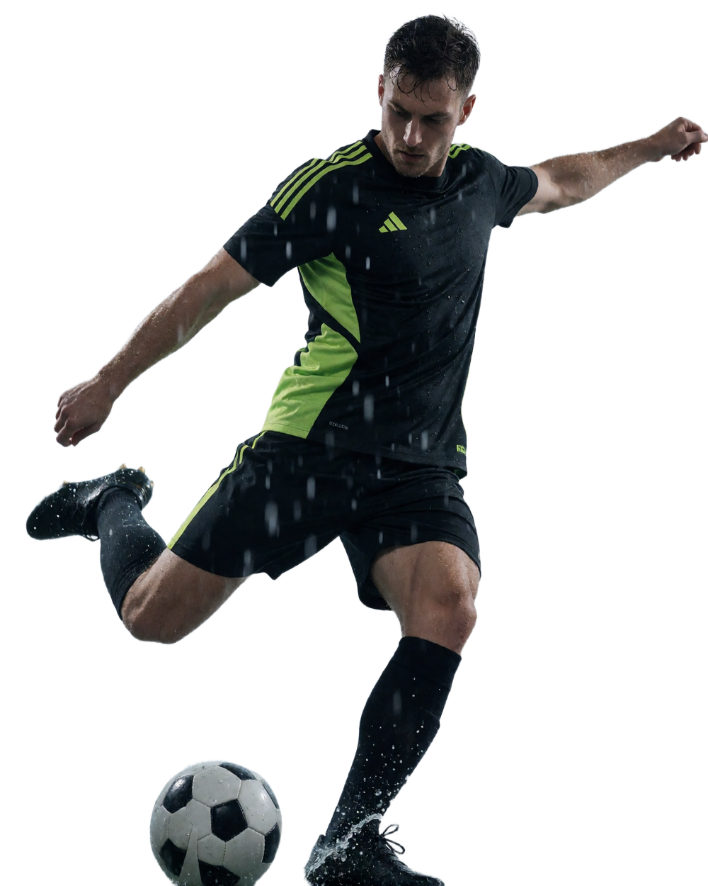 Fu&szlig;ballspieler in schwarz-limefarbenem Trikot schie&szlig;t im Regen einen Ball - Hero-Motiv des Zoccer Casino Willkommensbonus
